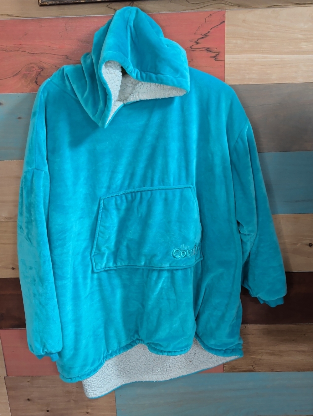 Cozy Hooded Sherpa Pullover - Turquoise